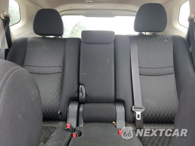 Zdjęcie 10 z 15 samochodu: 2017 NISSAN ROGUE S VIN:KNMAT2MT6HP550477 - miniatura