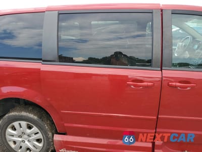 Zdjęcie 11 z 13 samochodu: 2016 DODGE GRAND CARAVAN SE VIN:2C4RDGBG4GR176385 - miniatura