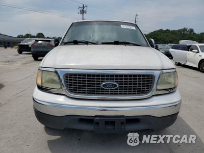 Piąte zdjęcie samochodu w środku: 2002 FORD EXPEDITION XLT VIN:1FMRU15W92LA65568 - miniatura