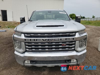 Piąte zdjęcie samochodu w środku: 2020 CHEVROLET SILVERADO K3500 LTZ VIN:1GC4YUEY7LF153976 - miniatura