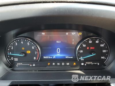 Zdjęcie 9 z 16 samochodu: 2020 FORD EXPLORER XLT VIN:1FMSK7DH5LGB38734 - miniatura