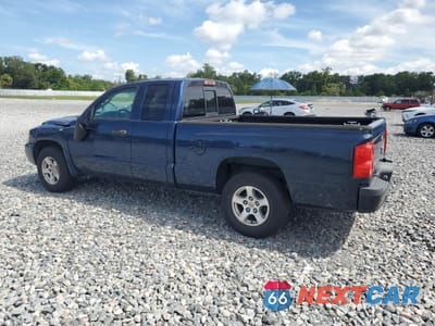 Drugie zdjęcie samochodu z przodu: 2007 DODGE DAKOTA SLT VIN:1D7HE42K57S123257 - miniatura