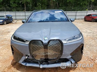 Piąte zdjęcie samochodu w środku: 2025 BMW IX XDRIVE50 VIN:WB523CF08SCS88209 - miniatura