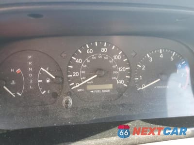 Zdjęcie 9 z 12 samochodu: 2001 TOYOTA CAMRY CE VIN:JT2BG22K510550819 - miniatura