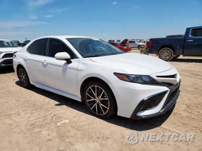 Czwarte zdjęcie samochodu z boku: 2024 TOYOTA CAMRY SE NIGHT SHADE VIN:4T1T11AK7RU875304 - miniatura