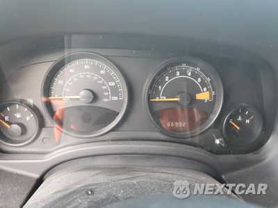 Zdjęcie 9 z 14 samochodu: 2016 JEEP PATRIOT LATITUDE VIN:1C4NJRFB8GD535953 - miniatura