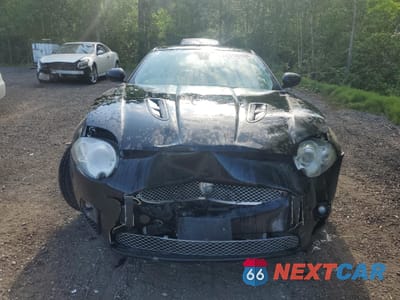 Piąte zdjęcie samochodu w środku: 2007 JAGUAR XKR VIN:SAJWA43C879B19655 - miniatura