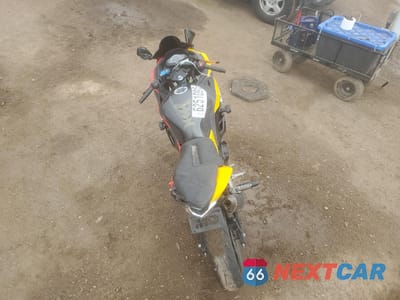 Zdjęcie 6 z 9 samochodu: 2016 KAWASAKI EX300 A VIN:JKAEX8A14GDA28620 - miniatura