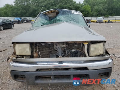 Piąte zdjęcie samochodu w środku: 2000 NISSAN FRONTIER CREW CAB XE VIN:1N6ED27T9YC337246 - miniatura