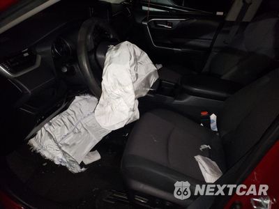 Zdjęcie 7 z 13 samochodu: 2019 TOYOTA RAV4 XLE VIN:JTMRWRFV5KD015974 - miniatura