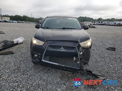 Piąte zdjęcie samochodu w środku: 2011 MITSUBISHI OUTLANDER SPORT ES VIN:JA4AP3AU2BZ012002 - miniatura