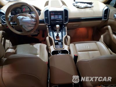 Zdjęcie 8 z 15 samochodu: 2012 PORSCHE CAYENNE VIN:WP1AA2A27CLA00916 - miniatura
