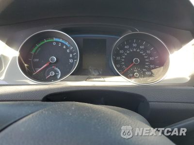 Zdjęcie 9 z 14 samochodu: 2016 VOLKSWAGEN E-GOLF SE VIN:WVWKP7AU8GW915751 - miniatura