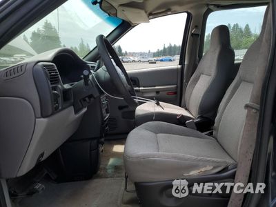 Zdjęcie 7 z 13 samochodu: 2002 CHEVROLET VENTURE ECONOMY VIN:1GNDU23E22D166371 - miniatura