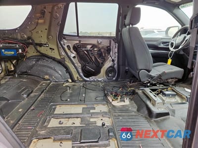 Zdjęcie 11 z 14 samochodu: 2021 CHEVROLET TAHOE C1500 VIN:1GNSCLED7MR396269 - miniatura