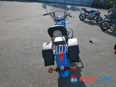 Czwarte zdjęcie samochodu z boku: 2022 HONDA VT750 C VIN:JH2RC5005NK700076 - miniatura