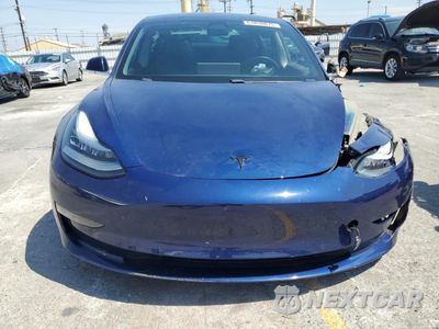 Piąte zdjęcie samochodu w środku: 2018 TESLA MODEL 3 VIN:5YJ3E1EA4JF059030 - miniatura