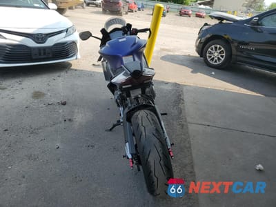 Czwarte zdjęcie samochodu z boku: 2024 APRILIA RS 660 VIN:ZD4KSUG00RS002207 - miniatura