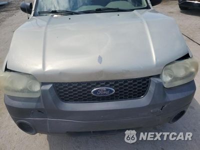 Zdjęcie 23 z 26 samochodu: 2005 FORD ESCAPE XLS VIN:1FMYU02Z35KA02044 - miniatura