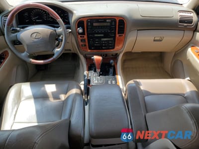 Zdjęcie 8 z 13 samochodu: 2000 LEXUS LX 470 VIN:JT6HT00W5Y0091686 - miniatura