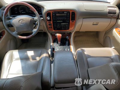 Zdjęcie 8 z 13 samochodu: 2000 LEXUS LX 470 VIN:JT6HT00W5Y0091686 - miniatura
