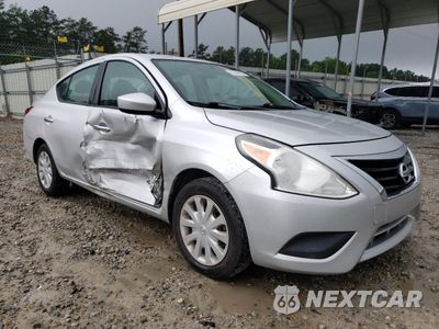 Czwarte zdjęcie samochodu z boku: 2018 NISSAN VERSA S VIN:3N1CN7AP4JK431991 - miniatura