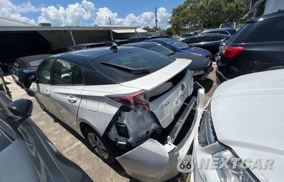 Trzecie zdjęcie samochodu z tyłu: 2018 TOYOTA PRIUS VIN:JTDKBRFU4J3064107 - miniatura
