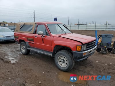 Czwarte zdjęcie samochodu z boku: 1986 TOYOTA 4RUNNER RN60 VIN:JT4RN62DXG0016244 - miniatura