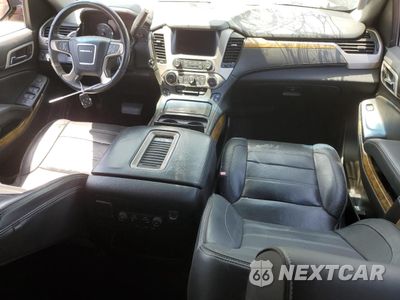 Zdjęcie 8 z 14 samochodu: 2017 GMC YUKON DENALI VIN:1GKS1CKJ7HR313281 - miniatura