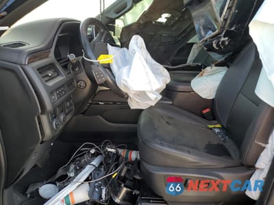 Zdjęcie 7 z 14 samochodu: 2022 CHEVROLET SUBURBAN K1500 Z71 VIN:1GNSKDKD1NR196891 - miniatura