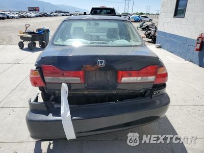 Zdjęcie 6 z 12 samochodu: 2002 HONDA ACCORD LX VIN:3HGCG56442G707201 - miniatura
