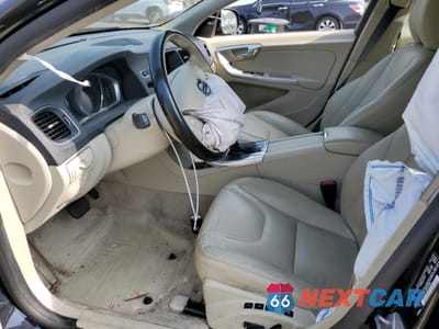 Zdjęcie 7 z 14 samochodu: 2016 VOLVO V60 T5 PLATINUM VIN:YV140MEM3G1293492 - miniatura