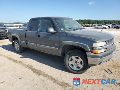 Czwarte zdjęcie samochodu z boku: 2001 CHEVROLET SILVERADO K1500 VIN:1GCEK19T91E179534 - miniatura