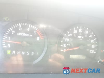 Zdjęcie 9 z 13 samochodu: 2012 ISUZU NPR HD VIN:54DC4W1B3CS802082 - miniatura