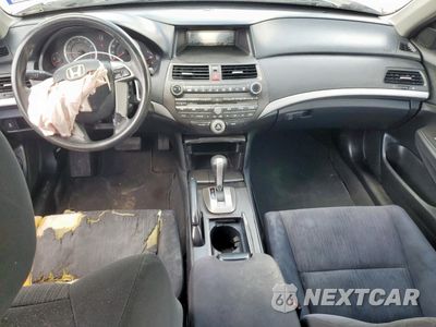 Zdjęcie 8 z 12 samochodu: 2012 HONDA ACCORD LX VIN:1HGCP2F33CA027926 - miniatura