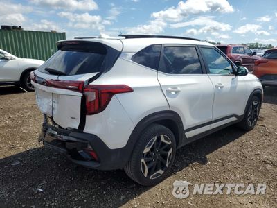Trzecie zdjęcie samochodu z tyłu: 2024 KIA SELTOS SX VIN:KNDETCA77R7520565 - miniatura