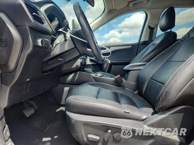 Zdjęcie 7 z 14 samochodu: 2021 FORD ESCAPE SE VIN:1FMCU0G69MUA19684 - miniatura