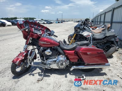Trzecie zdjęcie samochodu z tyłu: 2016 HARLEY-DAVIDSON FLHXS STREET GLIDE SPECIAL VIN:1HD1KRM17GB687870 - miniatura