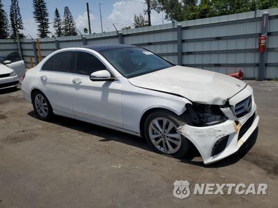 Czwarte zdjęcie samochodu z boku: 2020 MERCEDES-BENZ C 300 VIN:WDDWF8DB4LR556997 - miniatura