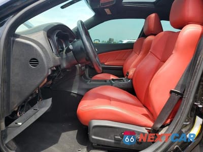 Zdjęcie 7 z 12 samochodu: 2021 DODGE CHARGER SRT HELLCAT VIN:2C3CDXL93MH660916 - miniatura