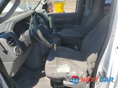 Zdjęcie 7 z 13 samochodu: 2010 FORD ECONOLINE E350 SUPER DUTY WAGON VIN:1FBNE3BL6ADA74375 - miniatura