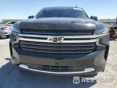 Piąte zdjęcie samochodu w środku: 2022 CHEVROLET SUBURBAN C1500 LT VIN:1GNSCCKT5NR177680 - miniatura