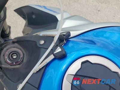 Zdjęcie 8 z 10 samochodu: 2020 KAWASAKI ZR900 F VIN:ML5ZRDF19LDA38275 - miniatura
