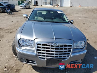 Piąte zdjęcie samochodu w środku: 2006 CHRYSLER 300C VIN:2C3KA63H96H365604 - miniatura