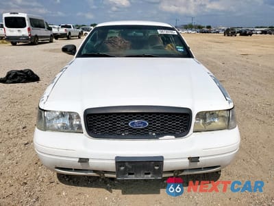 Piąte zdjęcie samochodu w środku: 2008 FORD CROWN VICTORIA POLICE INTERCEPTOR VIN:2FAHP71V28X102341 - miniatura