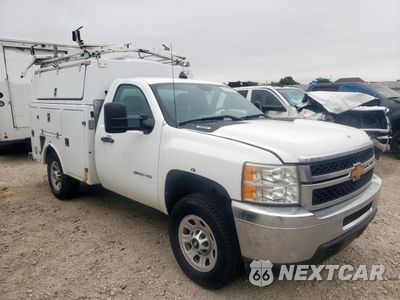 Czwarte zdjęcie samochodu z boku: 2013 CHEVROLET SILVERADO C2500 HEAVY DUTY VIN:1GB0CVCG7DF205934 - miniatura