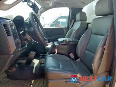 Zdjęcie 7 z 12 samochodu: 2015 CHEVROLET SILVERADO C3500 VIN:1GB3CYCG7FZ536996 - miniatura