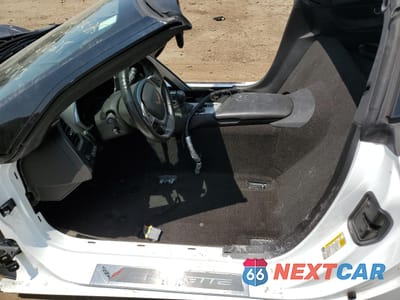 Zdjęcie 7 z 12 samochodu: 2015 CHEVROLET CORVETTE STINGRAY Z51 3LT VIN:1G1YL2D70F5104313 - miniatura