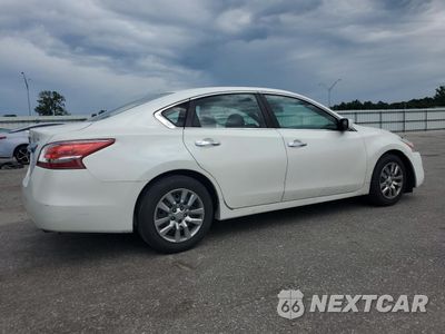 Trzecie zdjęcie samochodu z tyłu: 2013 NISSAN ALTIMA 2.5 VIN:1N4AL3AP3DC282749 - miniatura