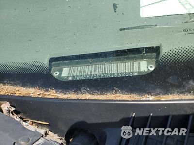 Zdjęcie 13 z 13 samochodu: 2000 CHEVROLET TAHOE K1500 VIN:1GNEK13R9YR165253 - miniatura